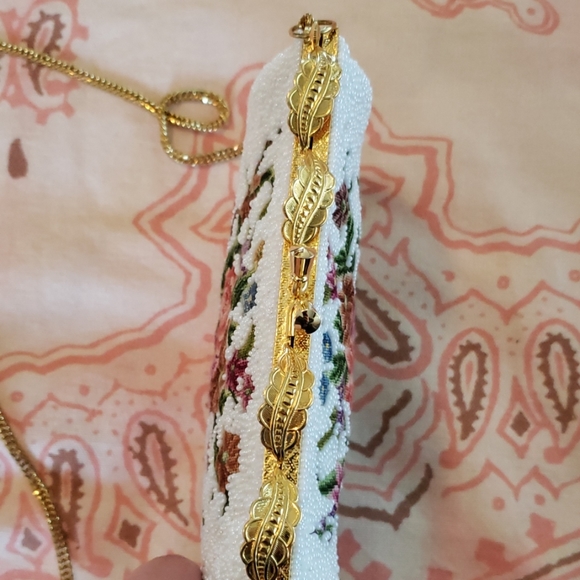 Vintage Beaded Flowers Needlepoint Purse. Gold - Picture 3 of 8